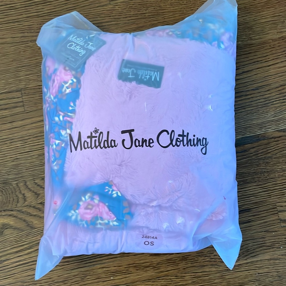 Matilda Jane wrap me up blanket nib